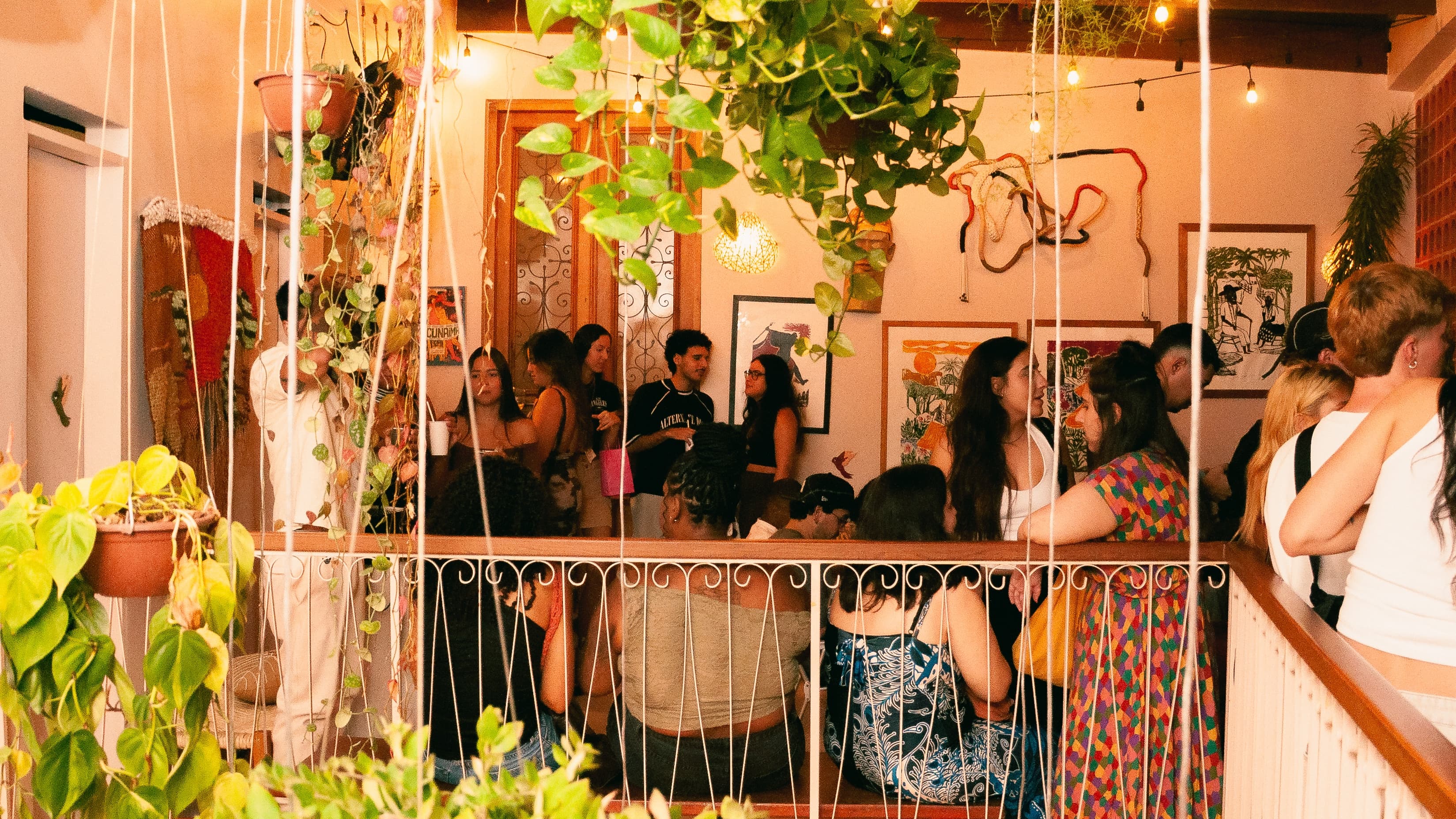 Casa 264 celebra dois anos com festa gratuita, três pistas, exposição inédita e performances em Nite